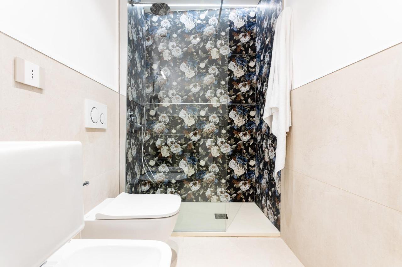 קליארי Magnini Rooms מראה חיצוני תמונה