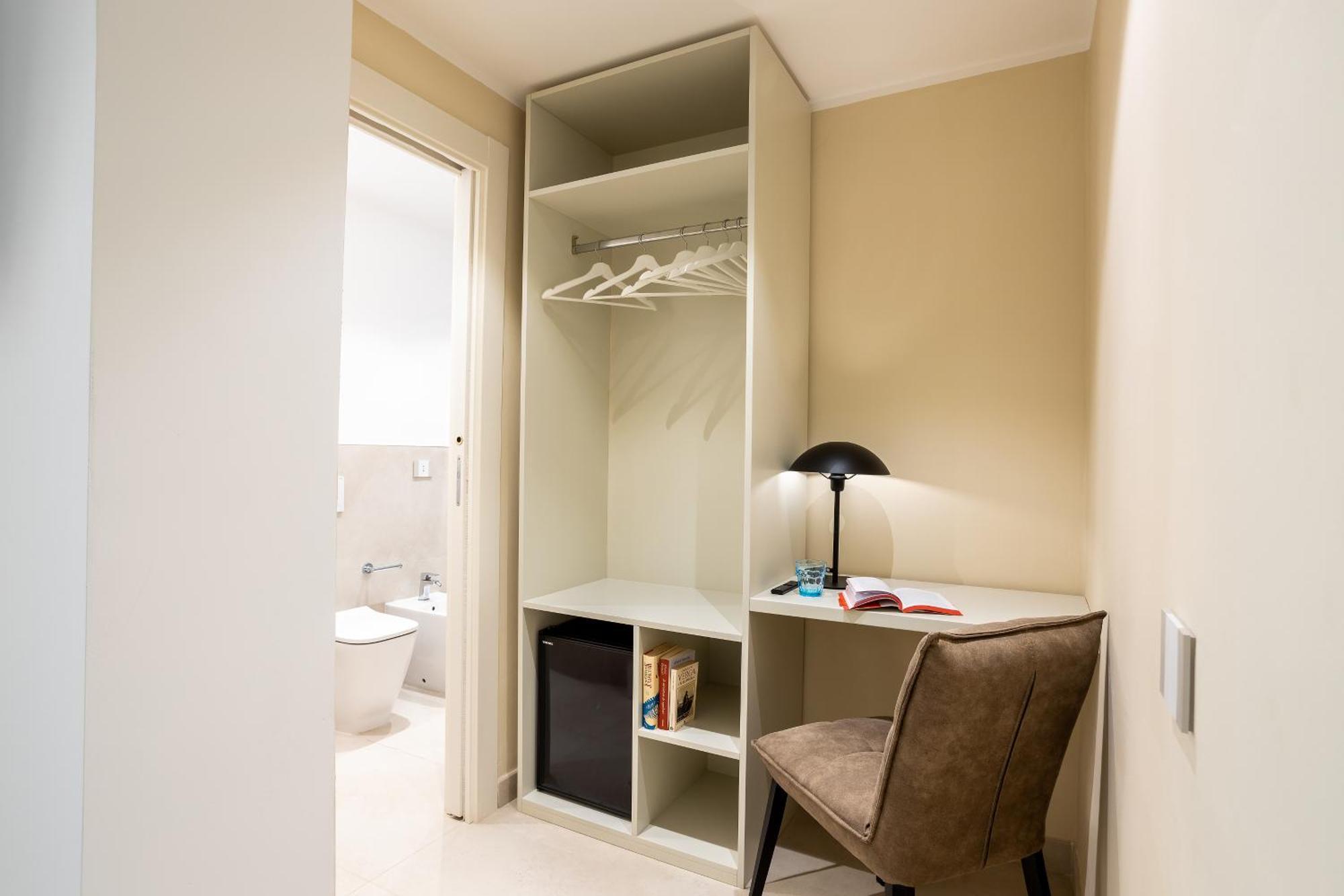 קליארי Magnini Rooms מראה חיצוני תמונה