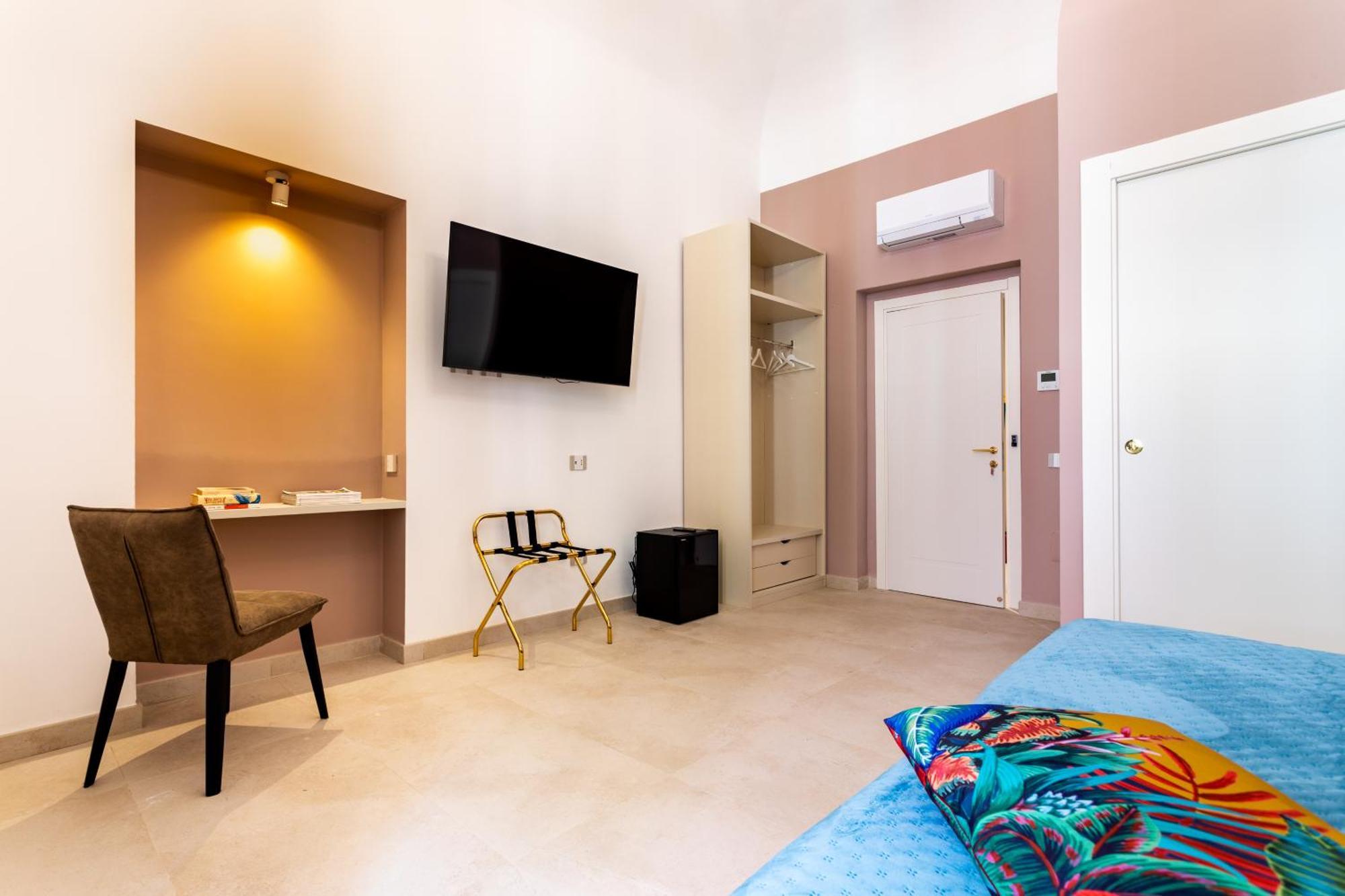 קליארי Magnini Rooms מראה חיצוני תמונה