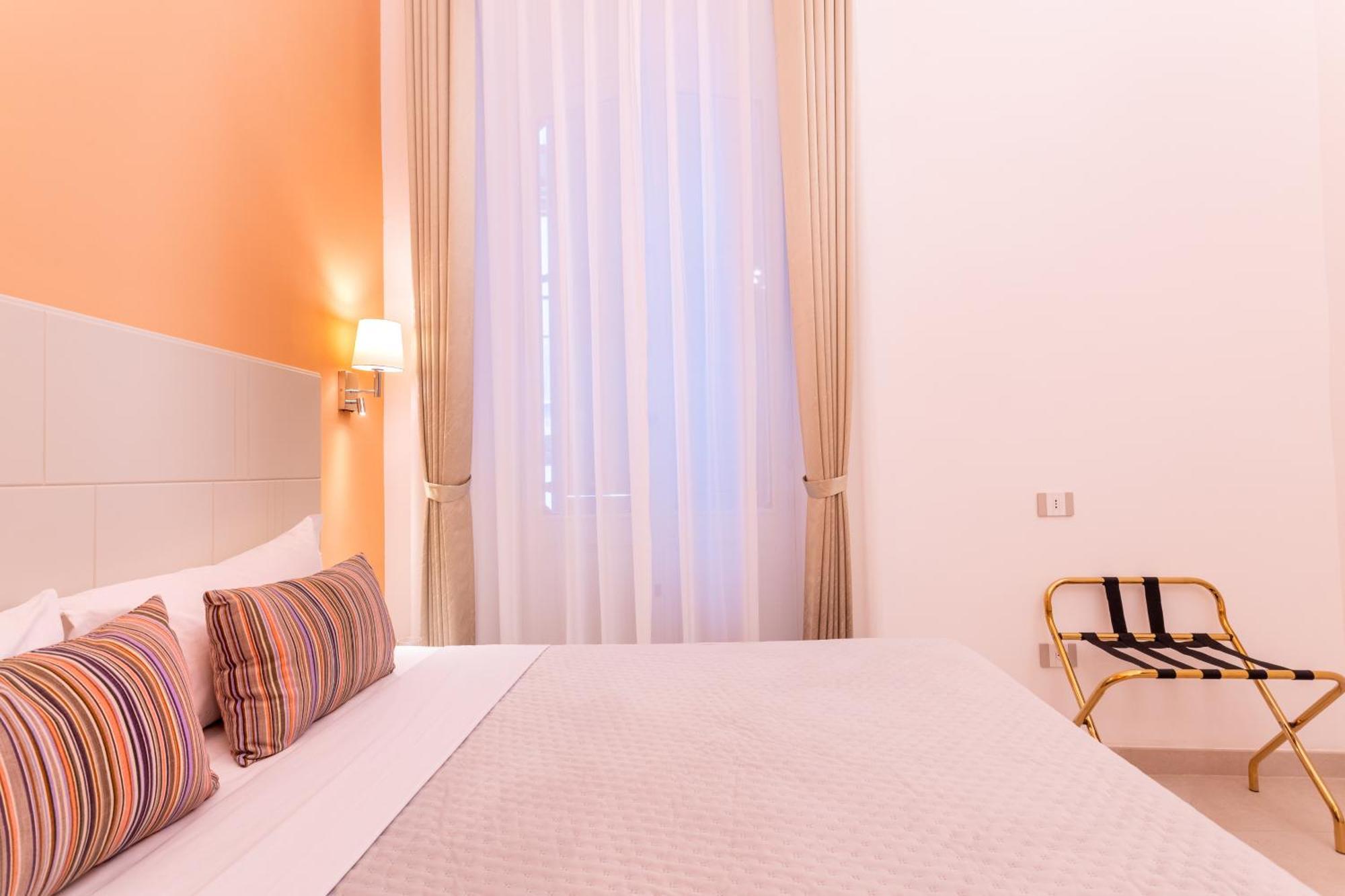 קליארי Magnini Rooms מראה חיצוני תמונה