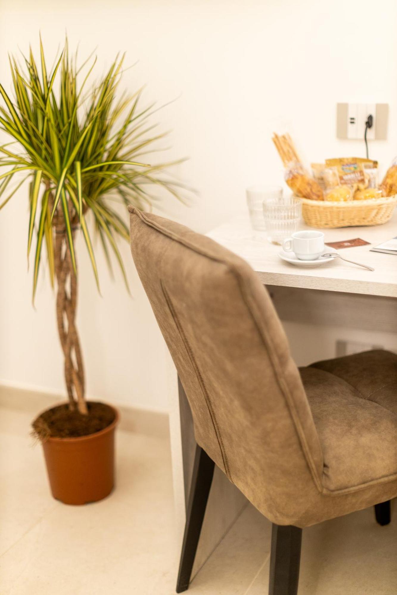 קליארי Magnini Rooms מראה חיצוני תמונה